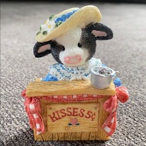 3/$25   Mary’s Moo Moos—Smooches